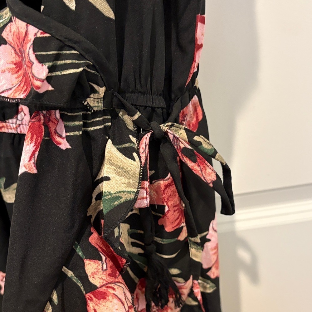 Indulge Elegant Black and Pink Floral Maxi Dress - Picture 5 of 7